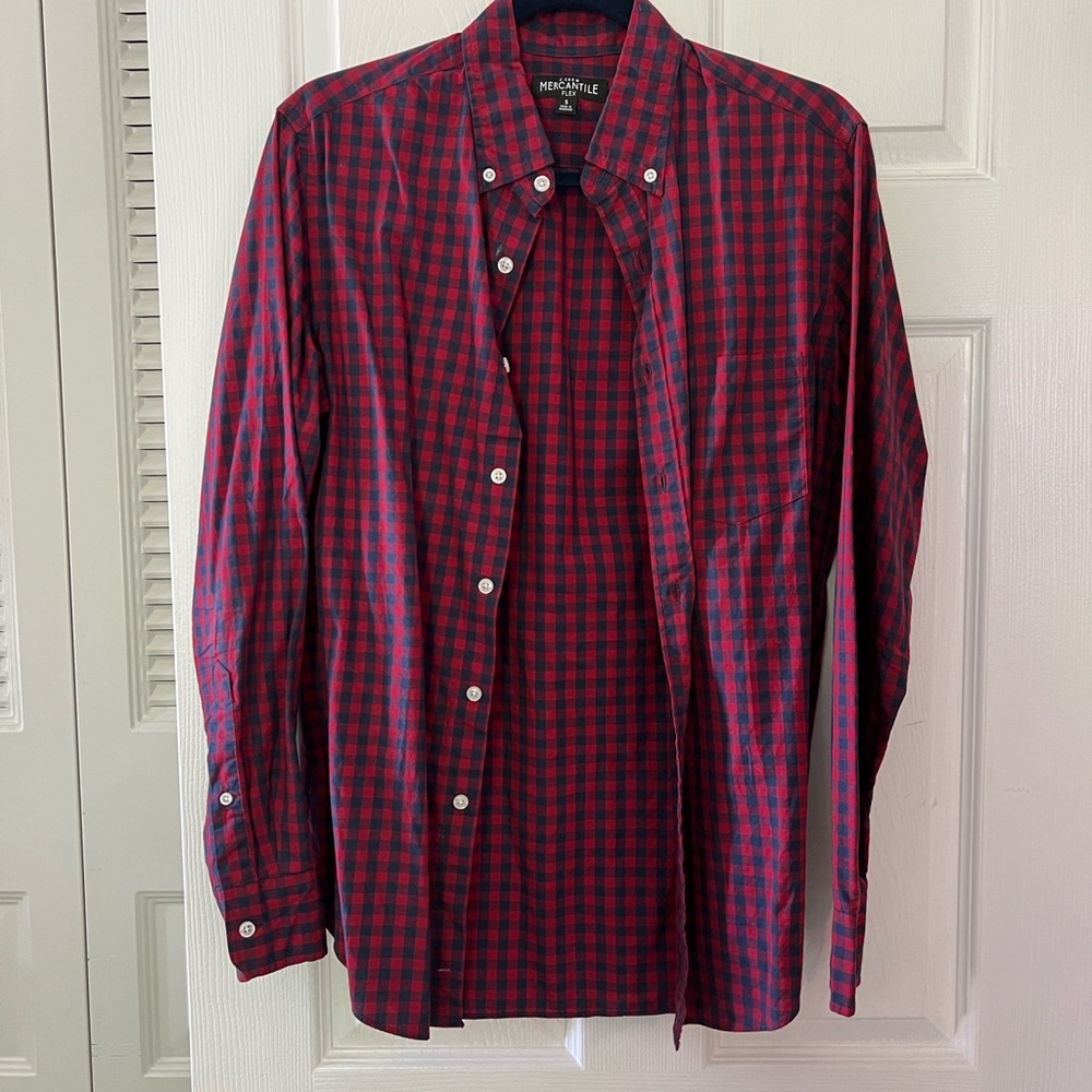 J. Crew Mercantile Red and Blue checkered long sleeve button down Flex size S